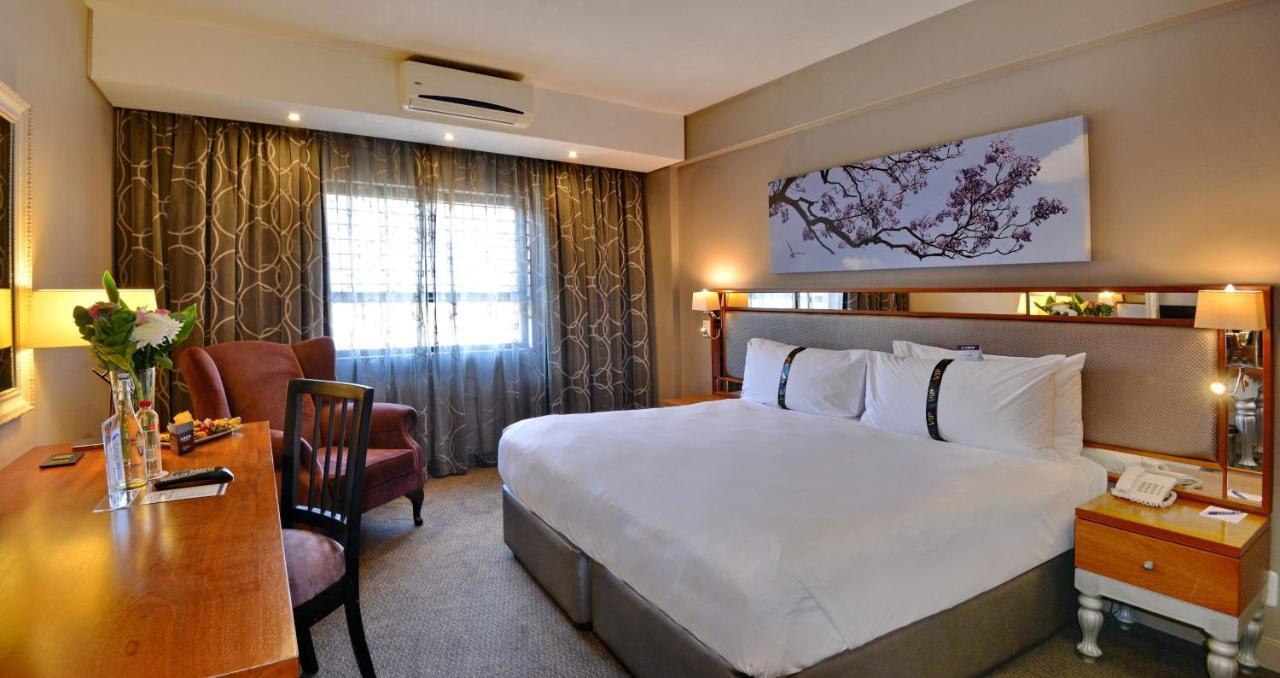 Anew Hotel Hatfield Претория Екстериор снимка