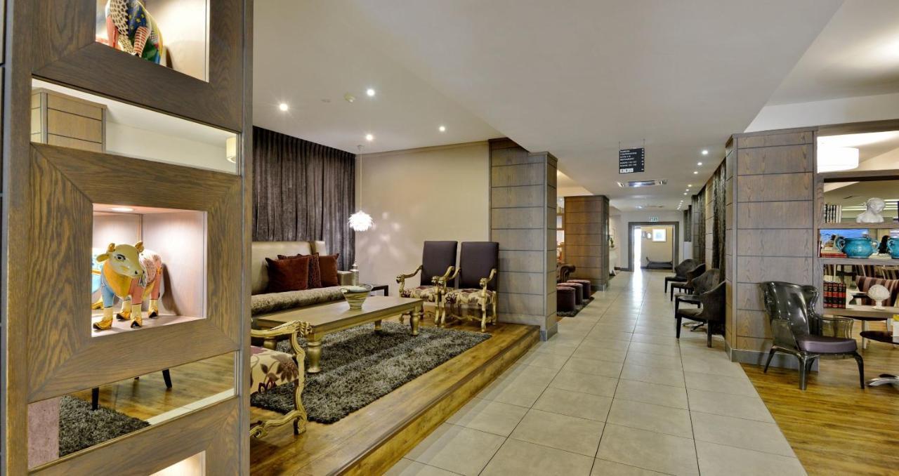 Anew Hotel Hatfield Претория Екстериор снимка