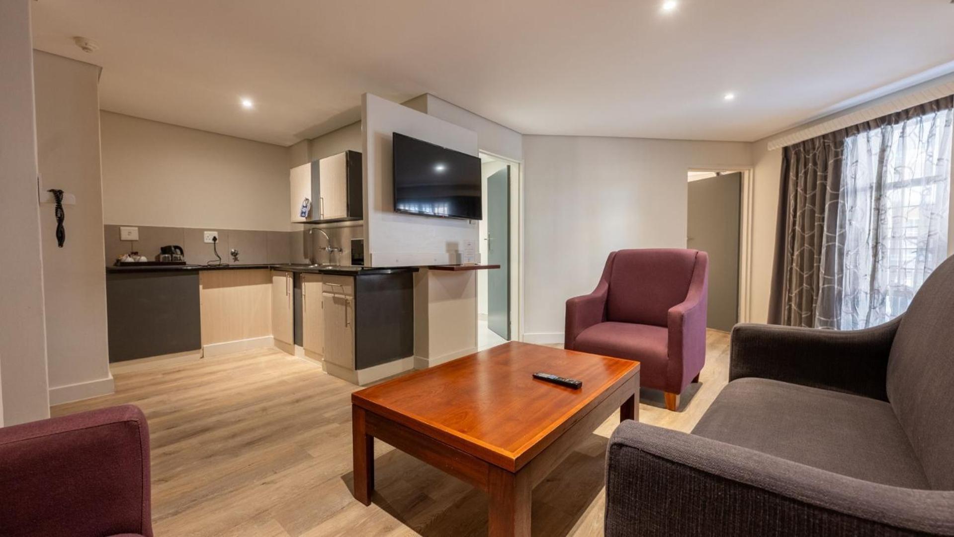 Anew Hotel Hatfield Претория Екстериор снимка